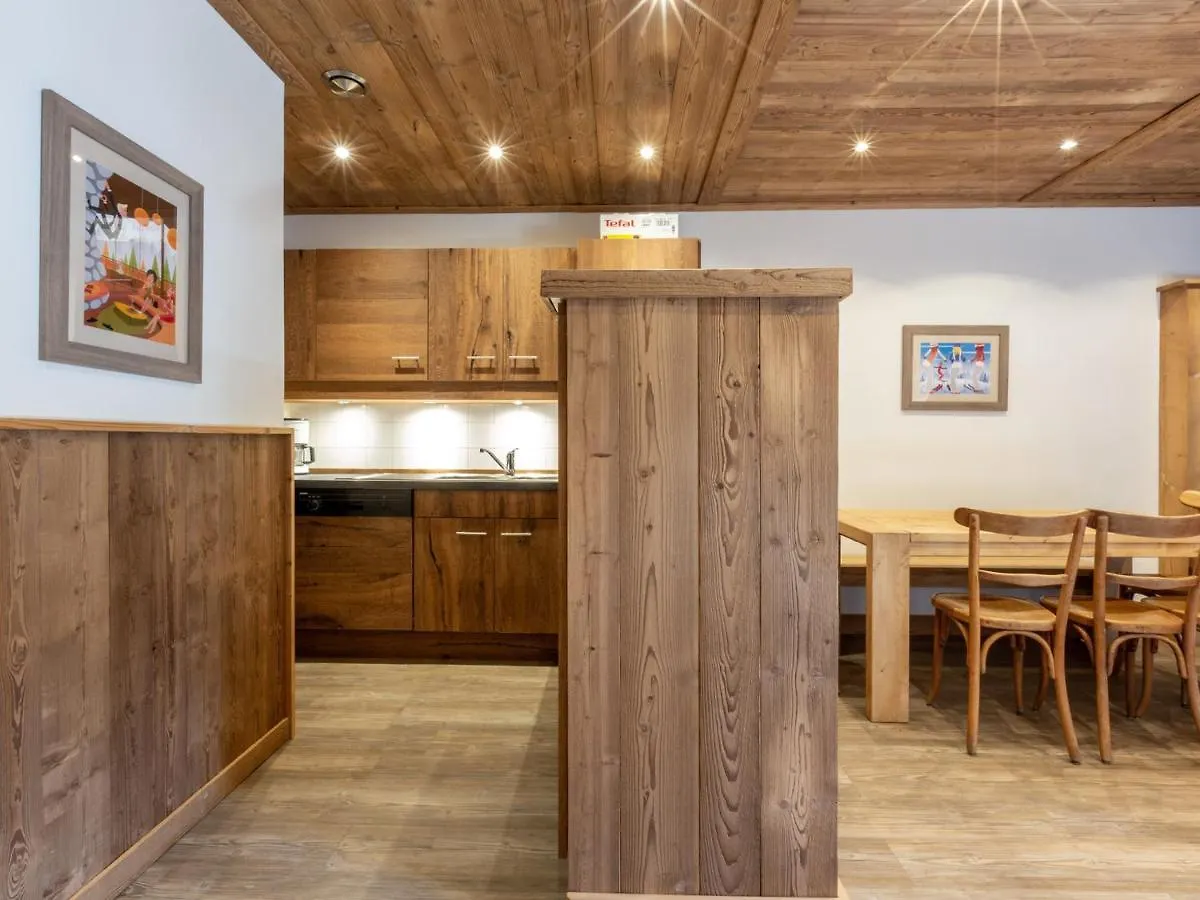 Charmant 4 Pieces En Centre Village, Proche Pistes - 8 Pers, Wifi, Parking, Balcon, Animaux Acceptes - Fr-1-437-48 La Clusaz 0*,